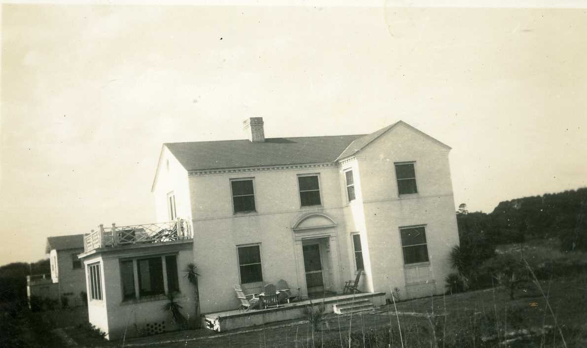 1940 East Beach House.jpg
